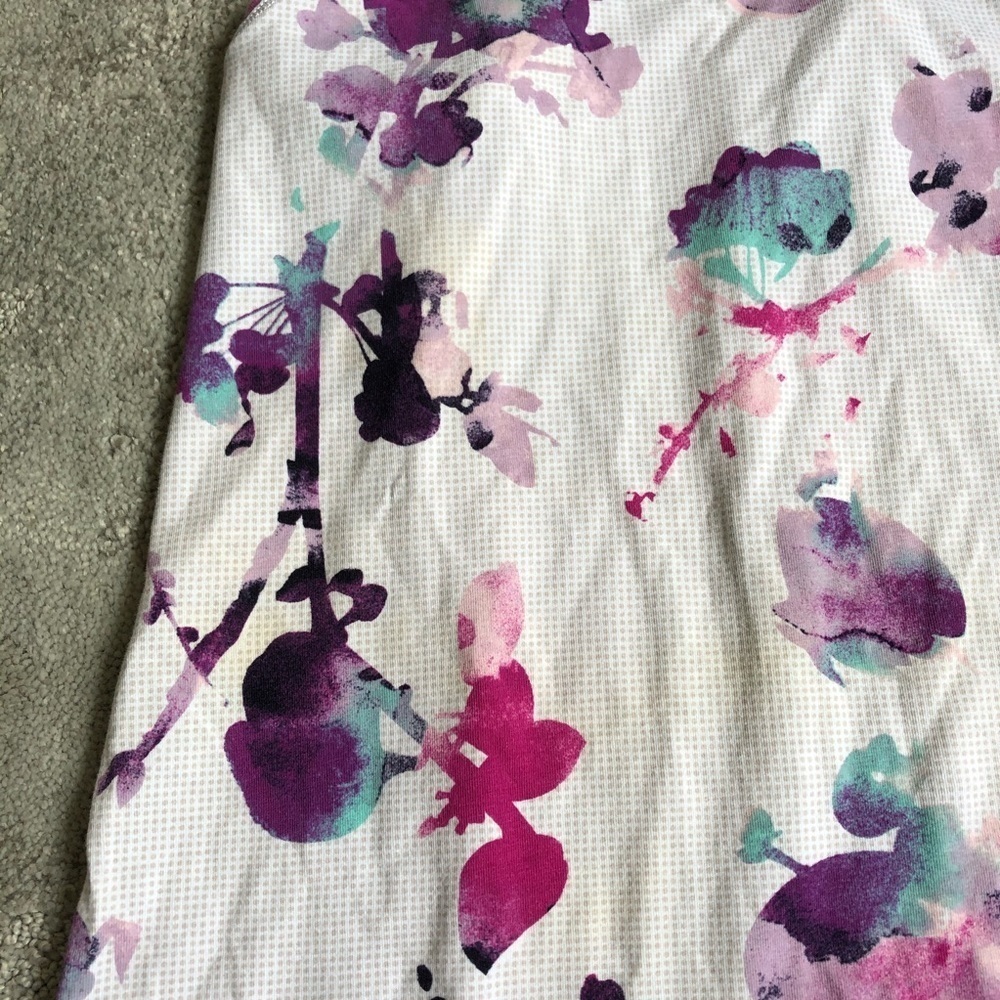 Lululemon Blurred Blossoms Every Yogi Tank - Picture 7 of 9